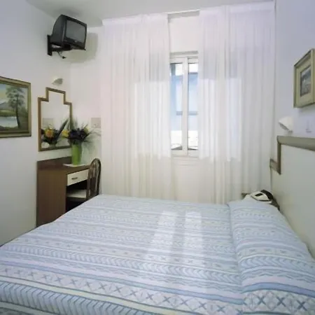 Bolivar Hotel 3*